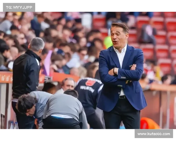 西甲各大球队教练团队深度分析与战术布局探讨